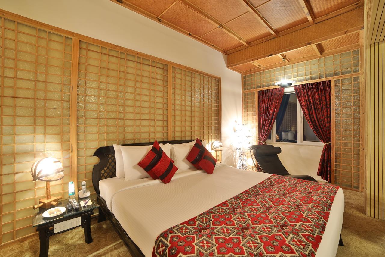 Ramoji Film City- Sitara Luxury Hotel Pedda Ambarpet Eksteriør billede