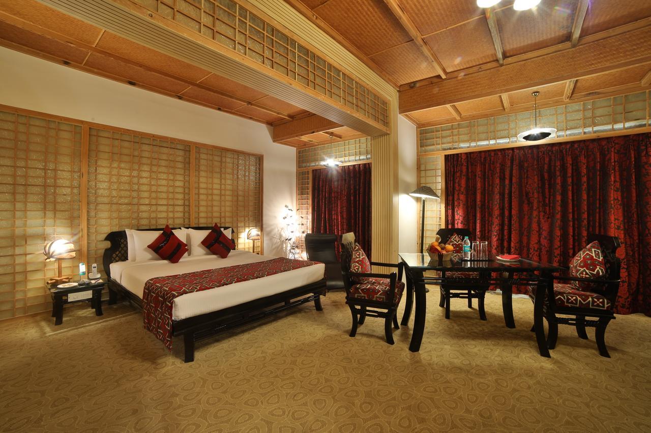 Ramoji Film City- Sitara Luxury Hotel Pedda Ambarpet Eksteriør billede