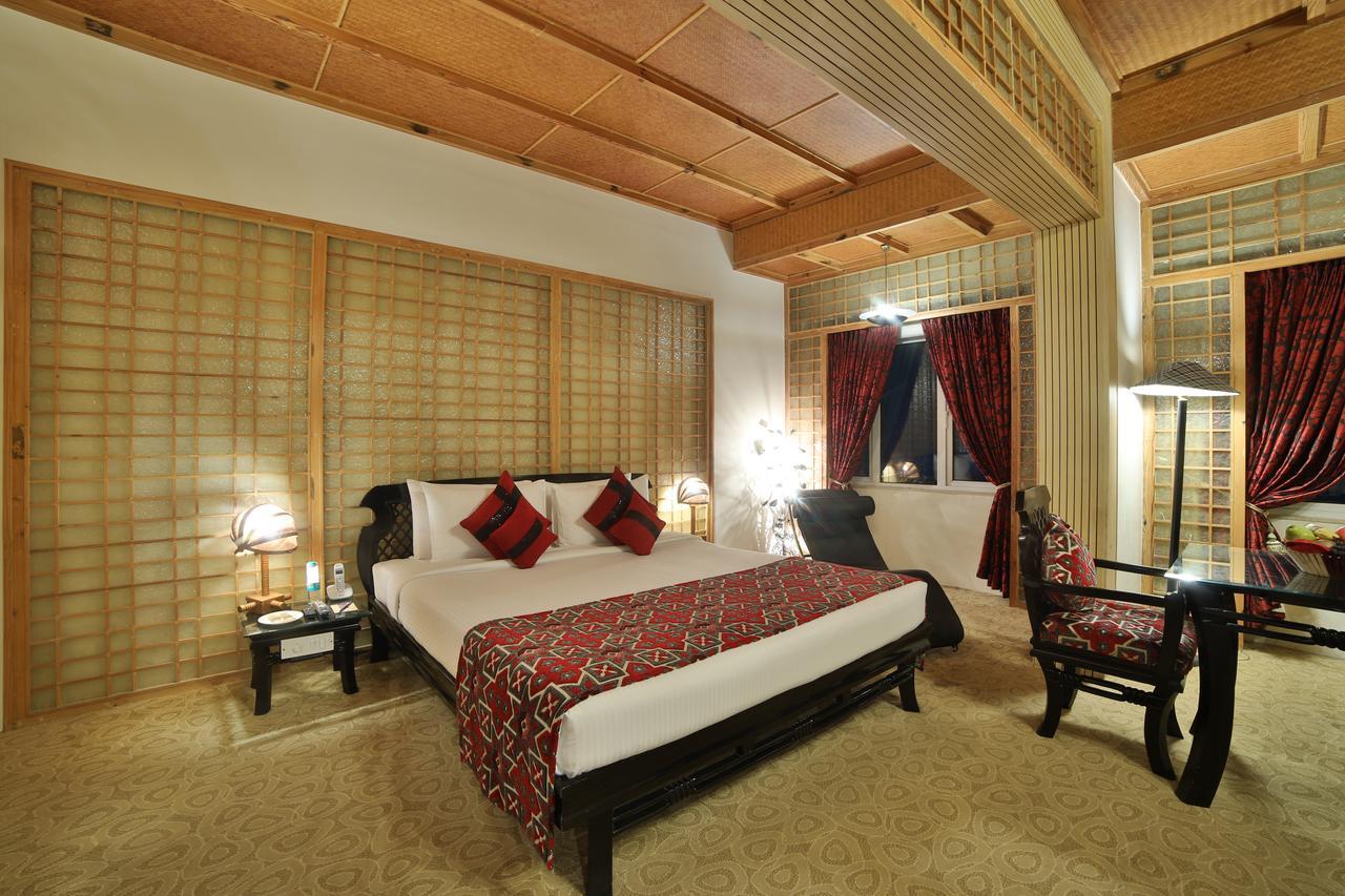 Ramoji Film City- Sitara Luxury Hotel Pedda Ambarpet Eksteriør billede
