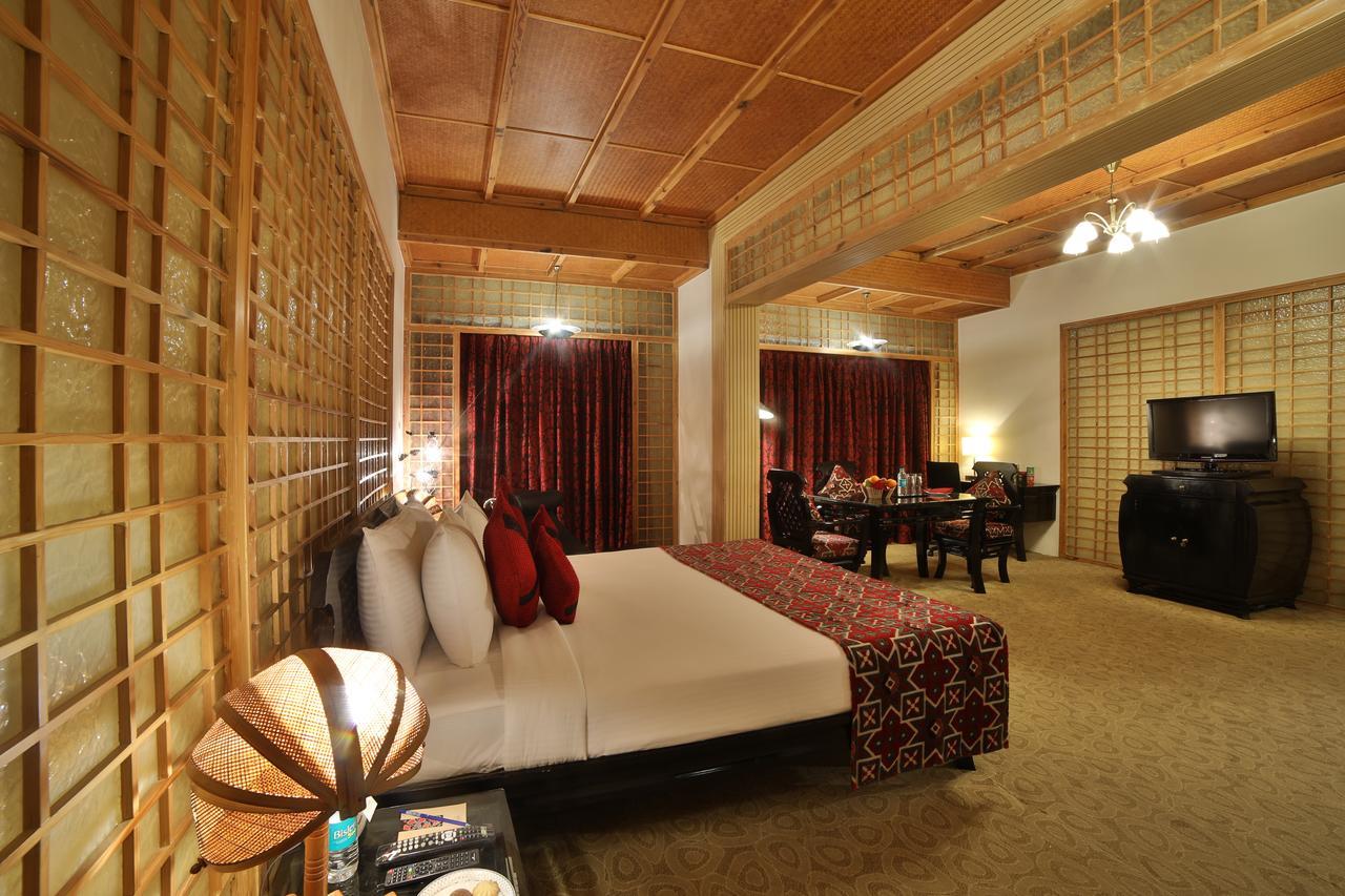 Ramoji Film City- Sitara Luxury Hotel Pedda Ambarpet Eksteriør billede