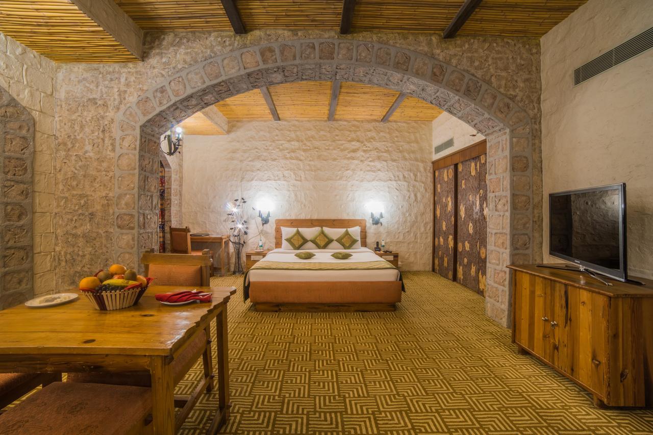 Ramoji Film City- Sitara Luxury Hotel Pedda Ambarpet Eksteriør billede